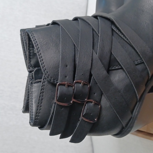 Journee Collection Strap Heeled Boots - Picture 4 of 8